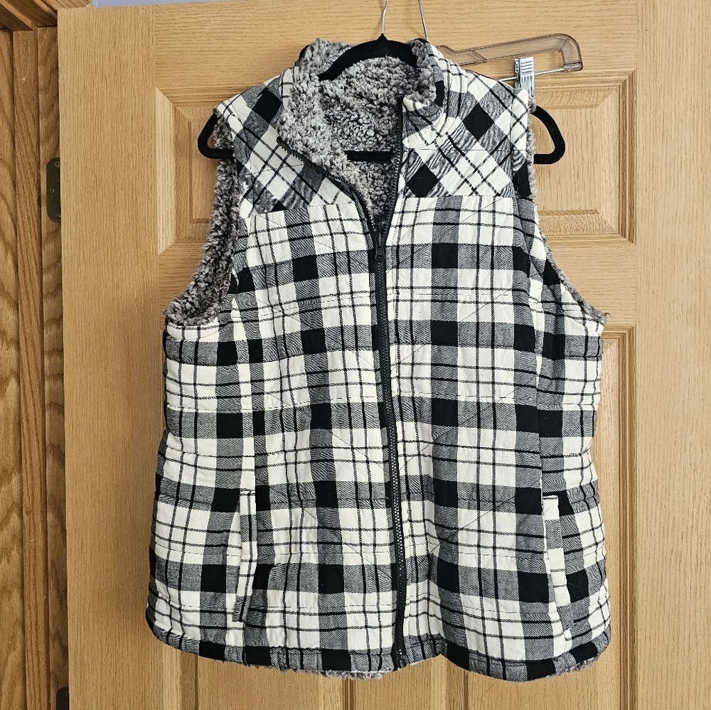 Plaid Sherpa-Lined Vest
